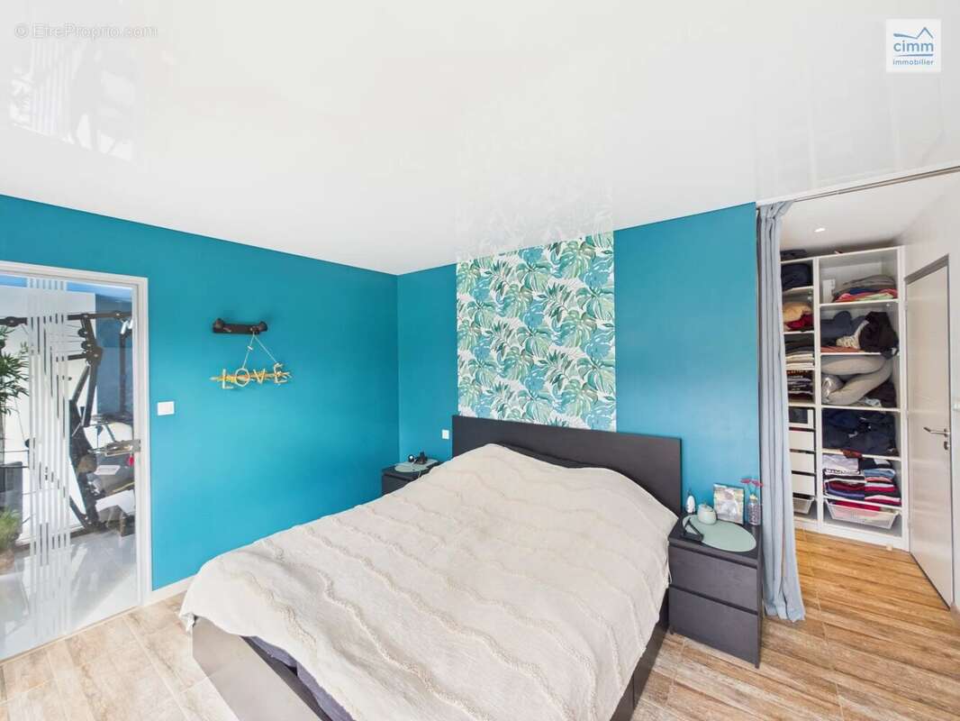 Maison 7 pièces de 248m² sur un terrain de 2067 m² - photo 7