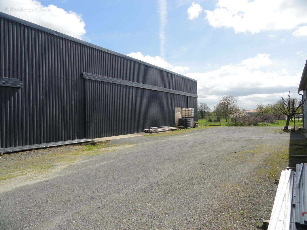 Maison à SAINT-VARENT