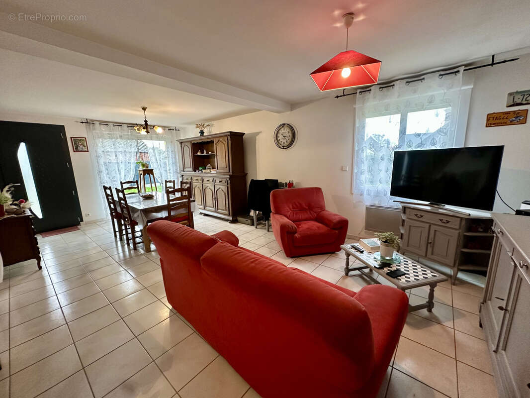 Maison à SAINT-NICOLAS-D'ALIERMONT