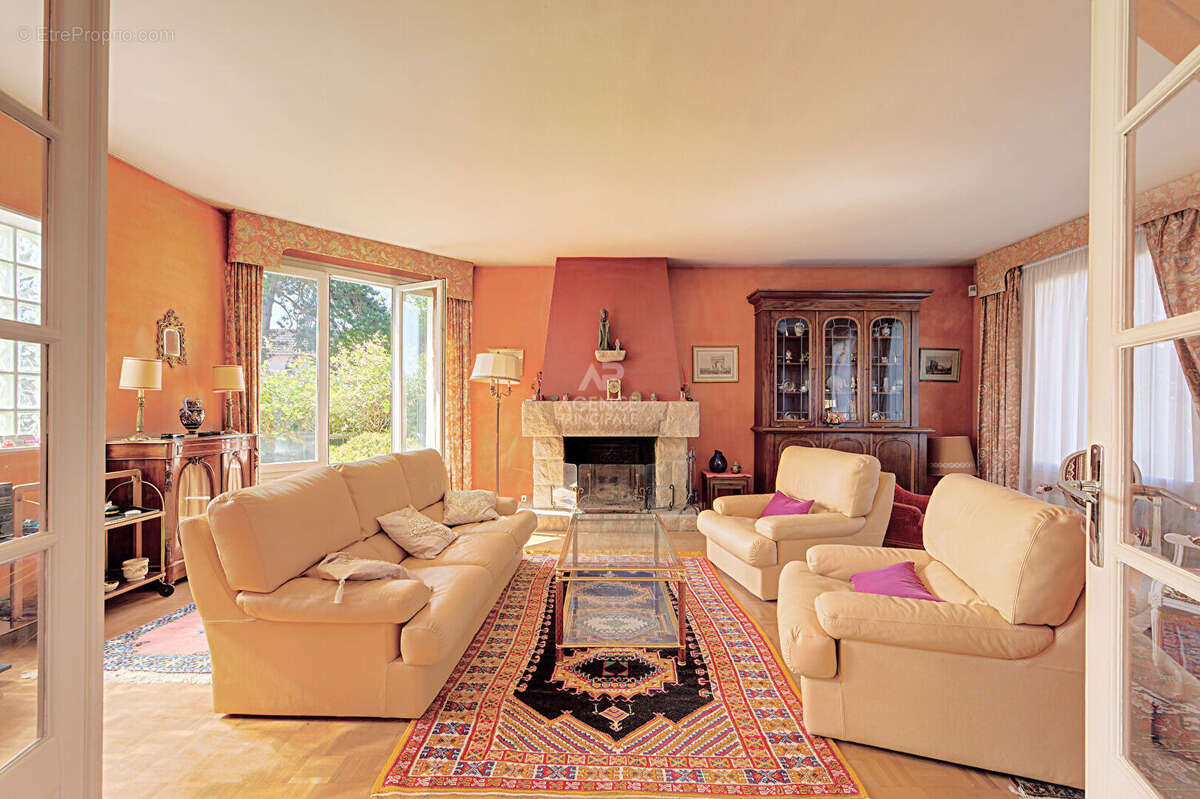 Maison à vendre à Saint-Germain-en-Laye - Sous-préfecture - photo 3
