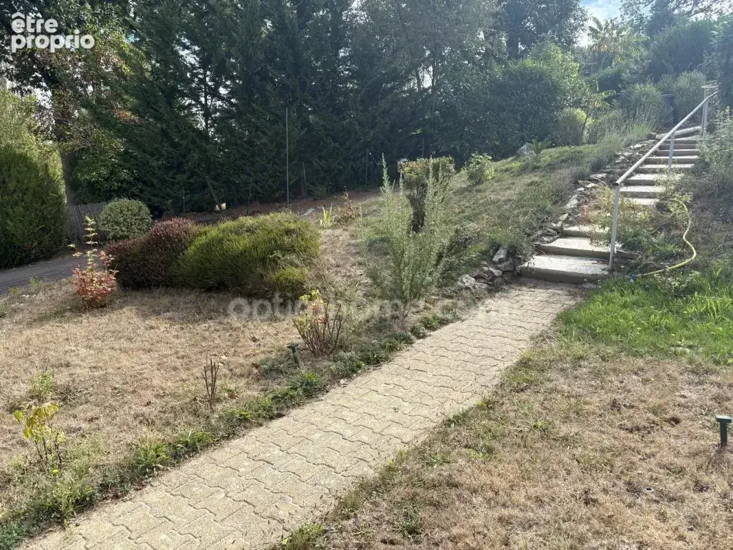 LA GACILLY MORBIHAN, Belle maison familiale de 5 chambres vendue en Viager occupé - photo 22