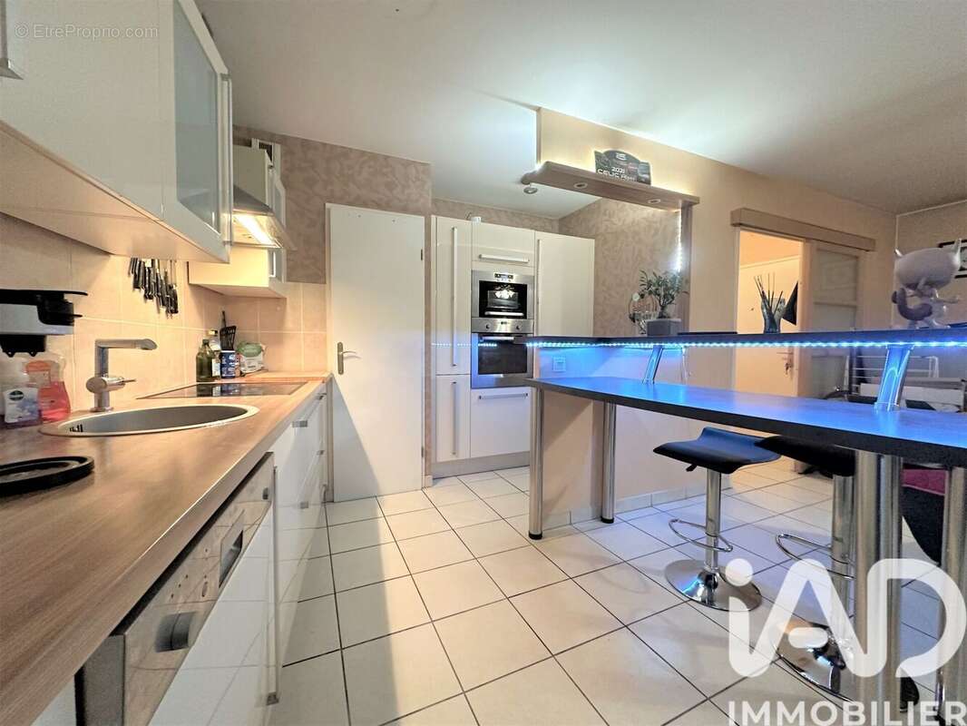 Photo 4 - Appartement à DEVILLE-LES-ROUEN