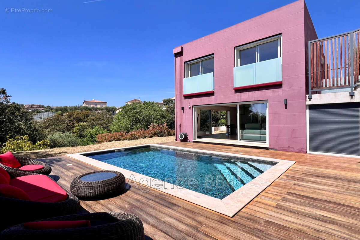 Maison 138 m² à Nice  - photo 3