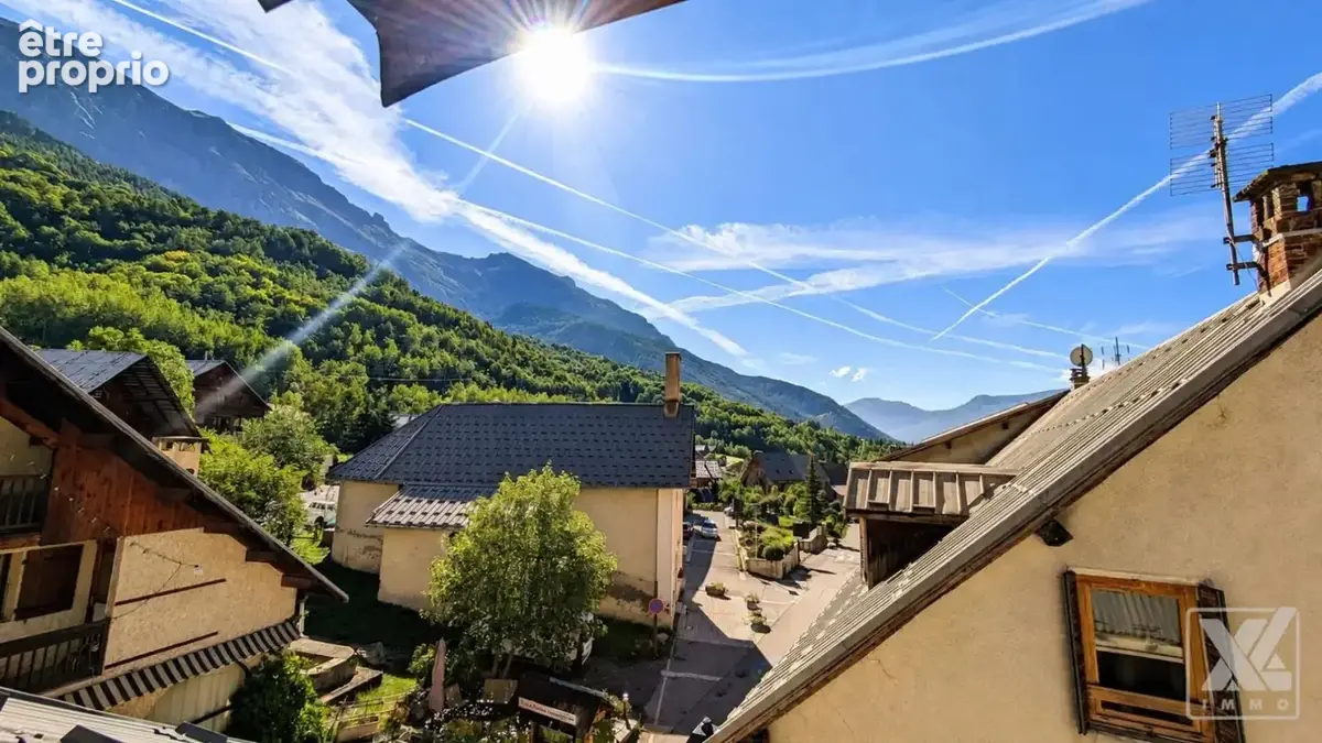 Appartement à PELVOUX