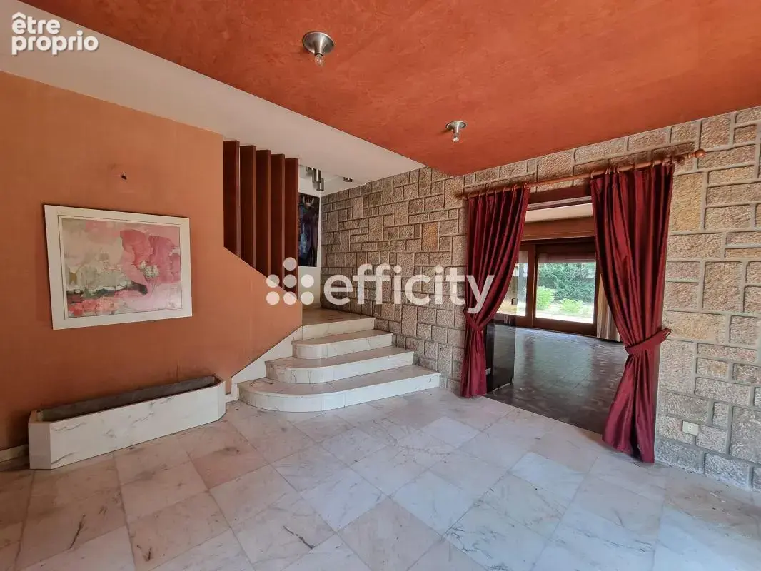 Maison 272 m² à Le Malzieu-Ville  - photo 8