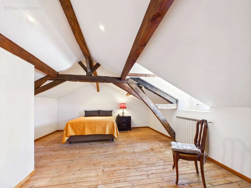 Fabuleuse maison en pierre avec piscine et joli jardin - photo 11
