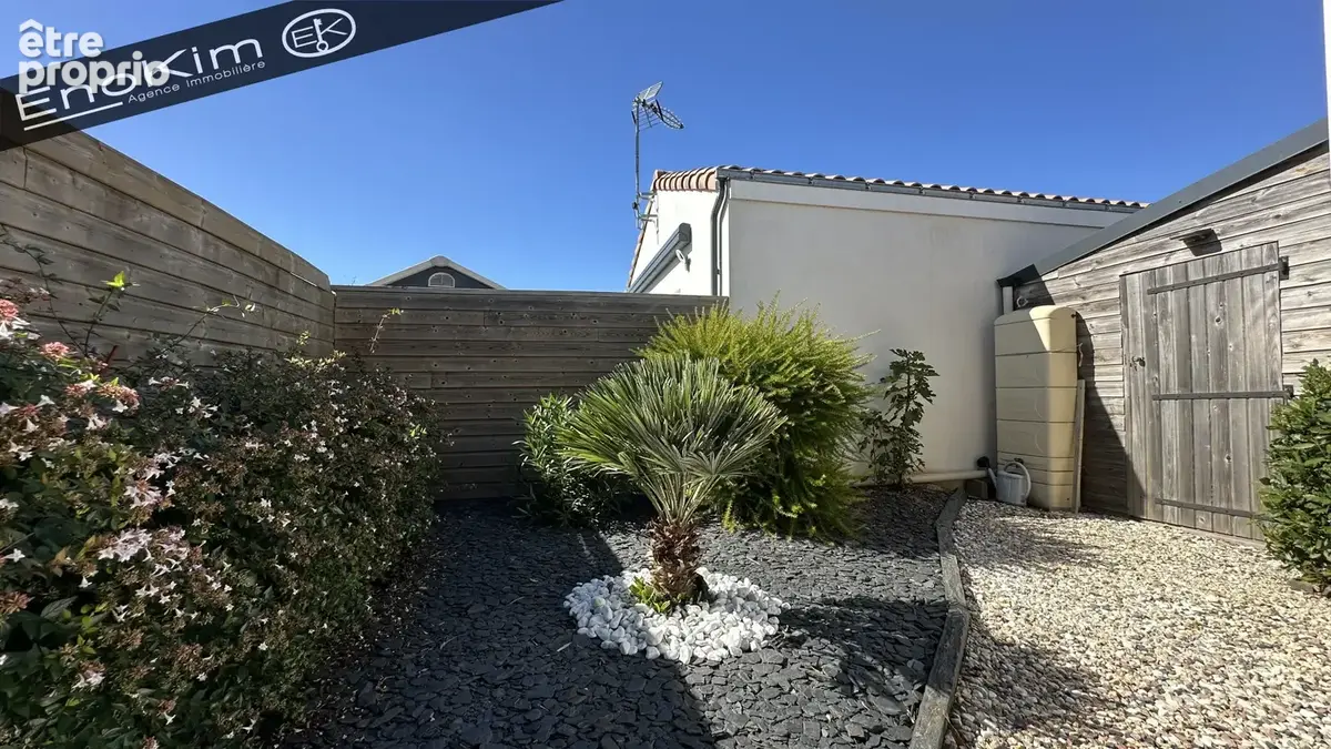 Maison de plain-pied récente   3 chambres   Terrain clos avec pergola - photo 16