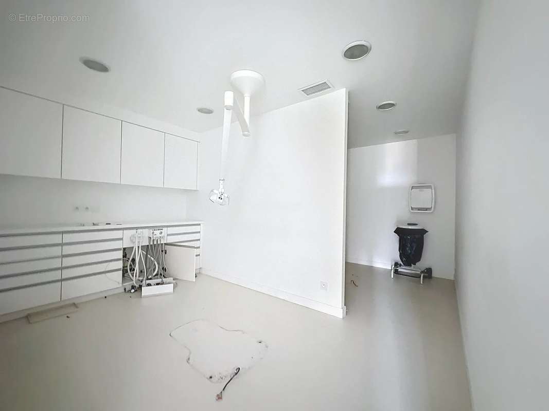 Commerce à COLOMIERS