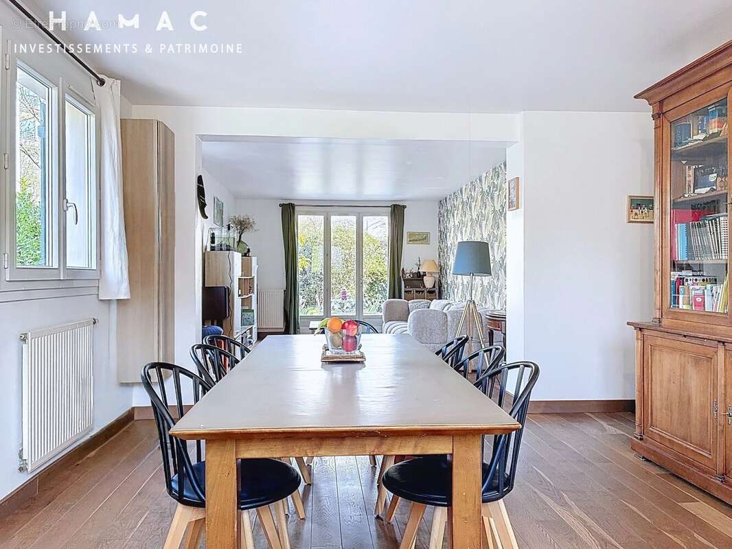 Maison à SAINTE-FOY-LES-LYON