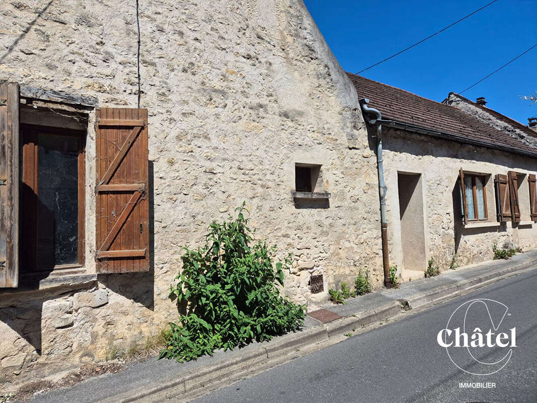 Maison à VERNEUIL-EN-HALATTE