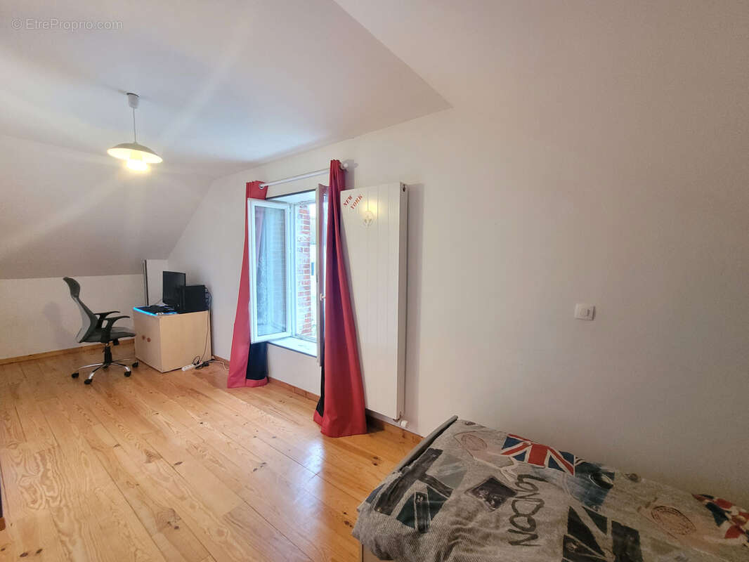 Maison à AUNAY-SOUS-AUNEAU