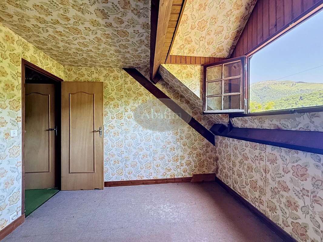 Maison à CAMPAN