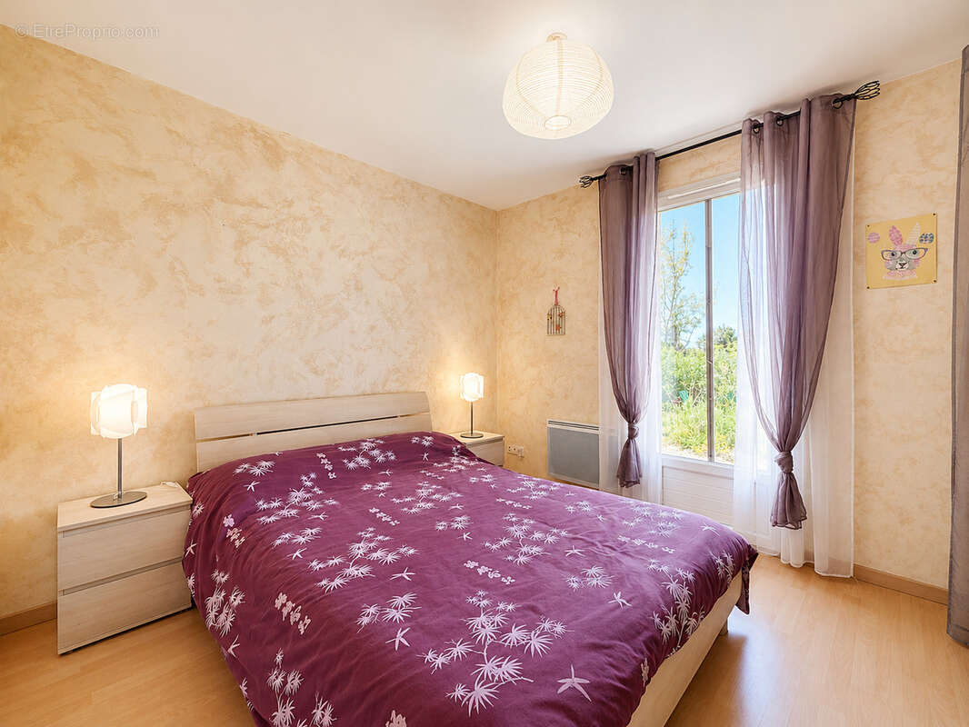 Maison de plain-pied de 109,5 m2 sur terrain constructible de 1 026 m2 - photo 10
