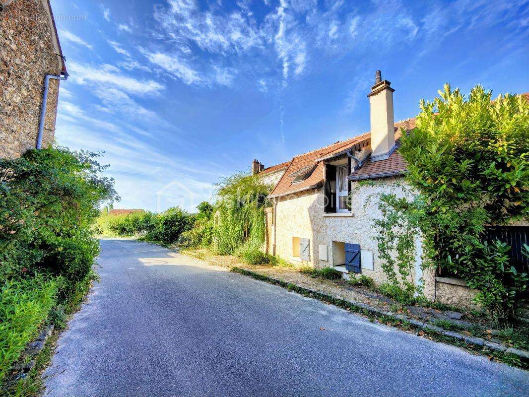 Maison à JOUARS-PONTCHARTRAIN