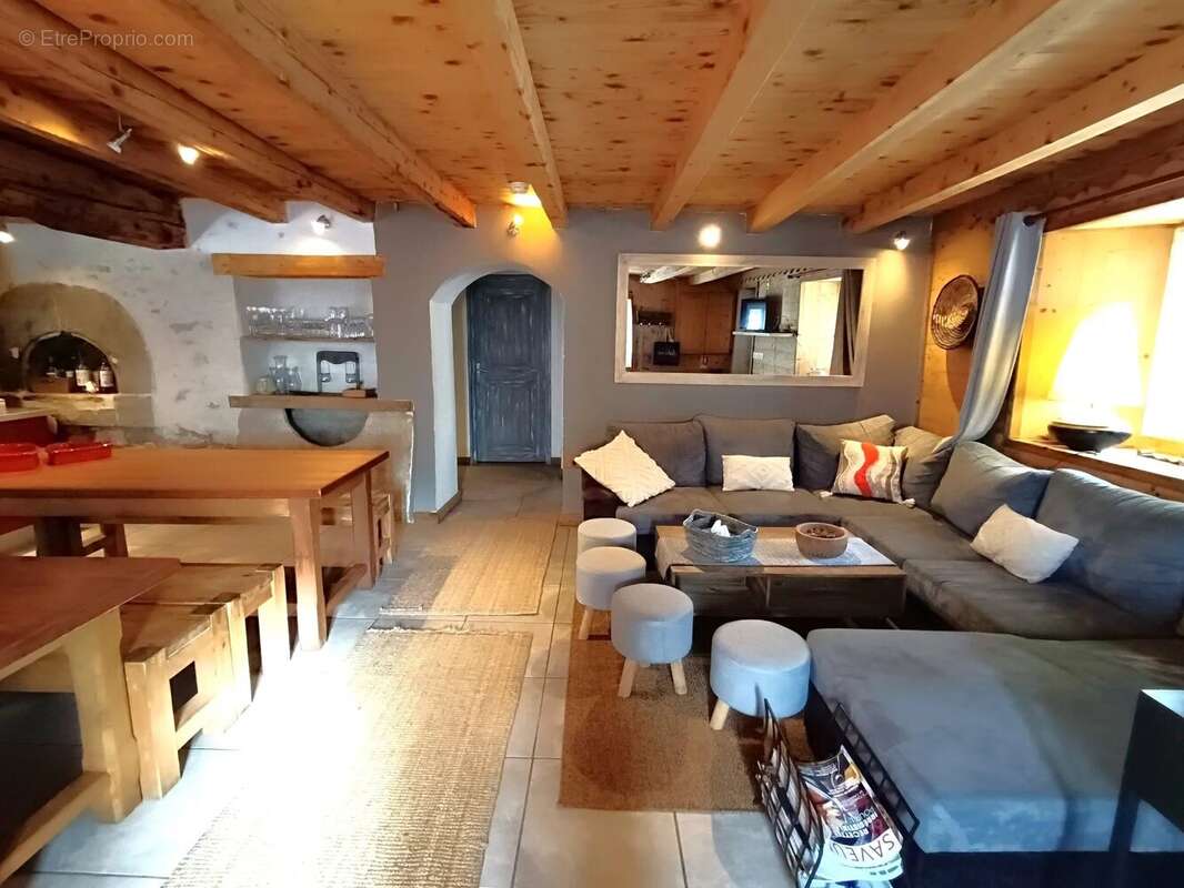 Appartement à MEAUDRE