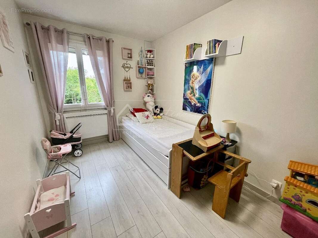 Maison à MILLY-LA-FORET