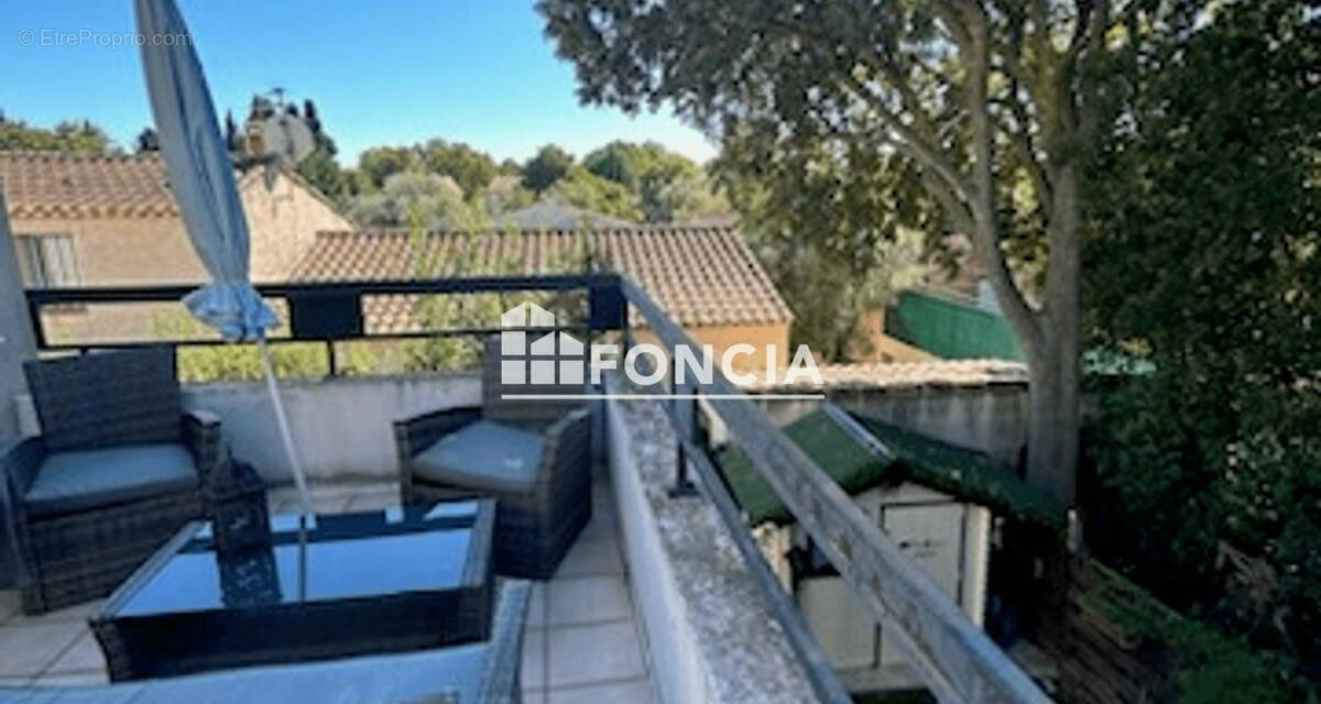 Appartement à SALON-DE-PROVENCE