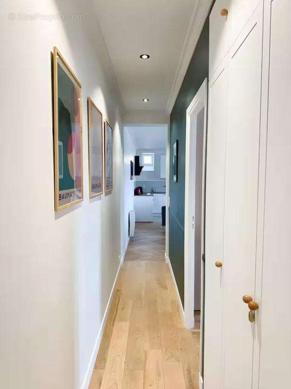Appartement à PARIS-17E