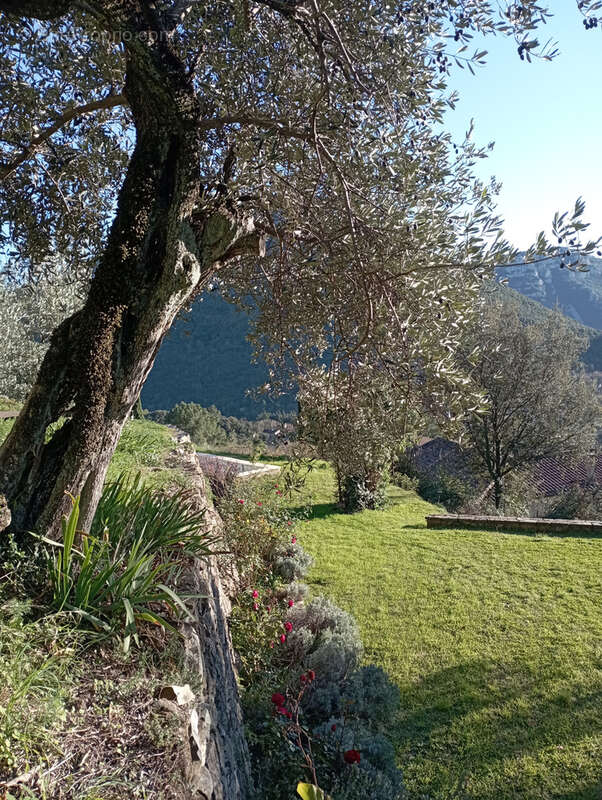 Superbe demeure avec jolie vue - photo 30