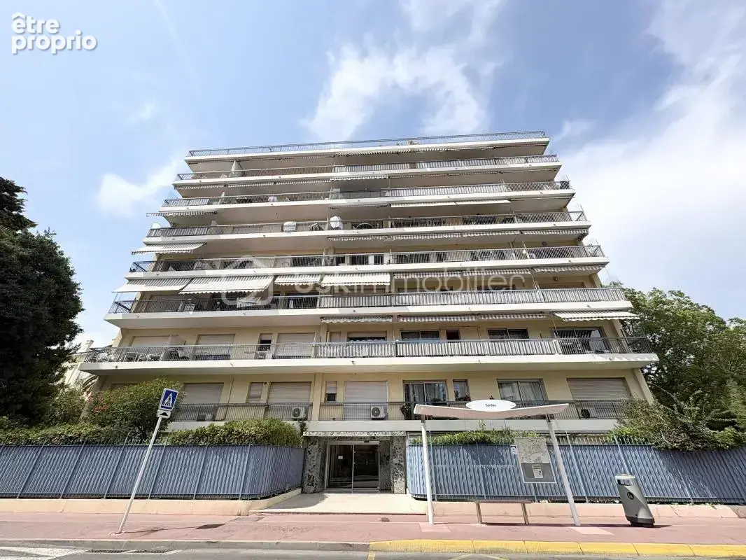 Cannes – montfleury – 3 pièces traversant avec 2 terrasses, garage et parking - photo 12