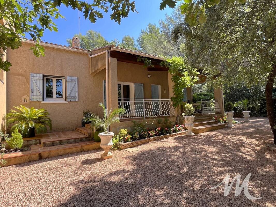 Grande propriete a vendre a tavernes avec 2 habitations piscine garage et terrain bucolique - photo 1