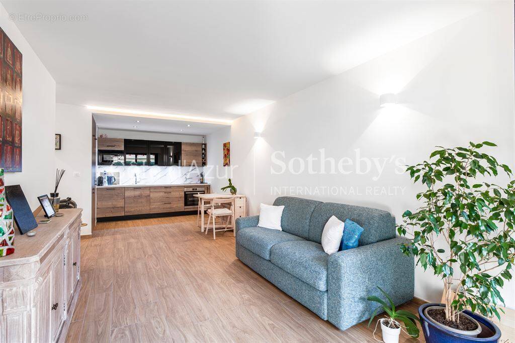 Appartement à BEAULIEU-SUR-MER