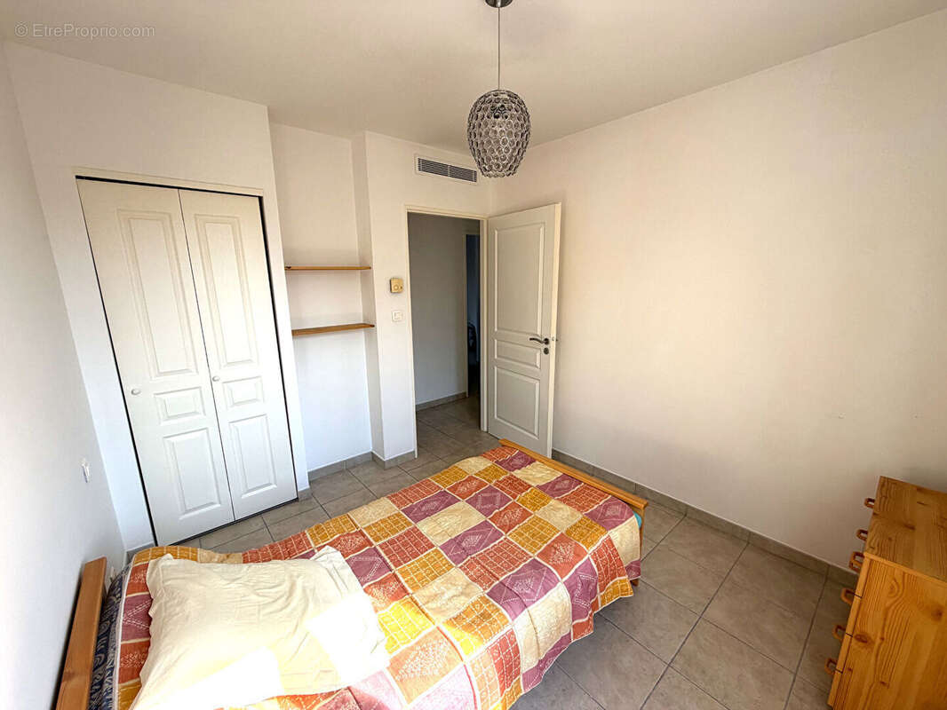 Appartement à LORGUES