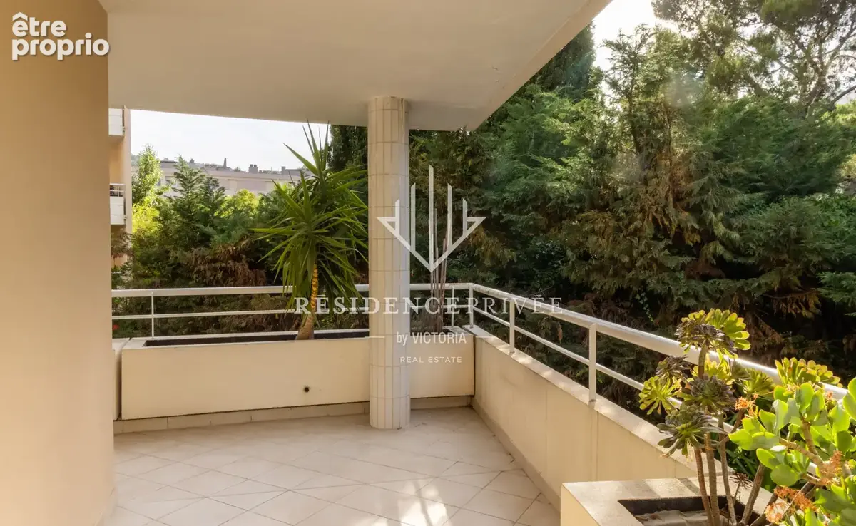 Appartement à MANDELIEU-LA-NAPOULE