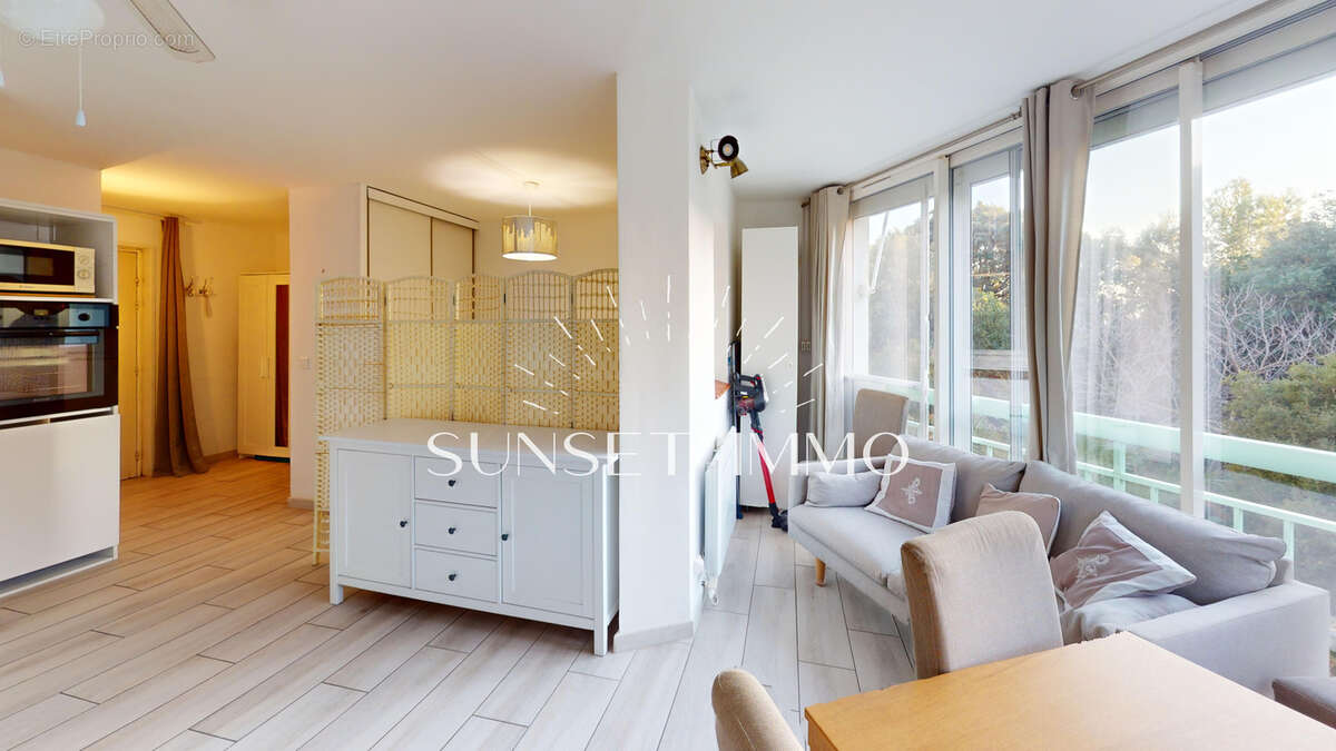 Appartement à SAUSSET-LES-PINS