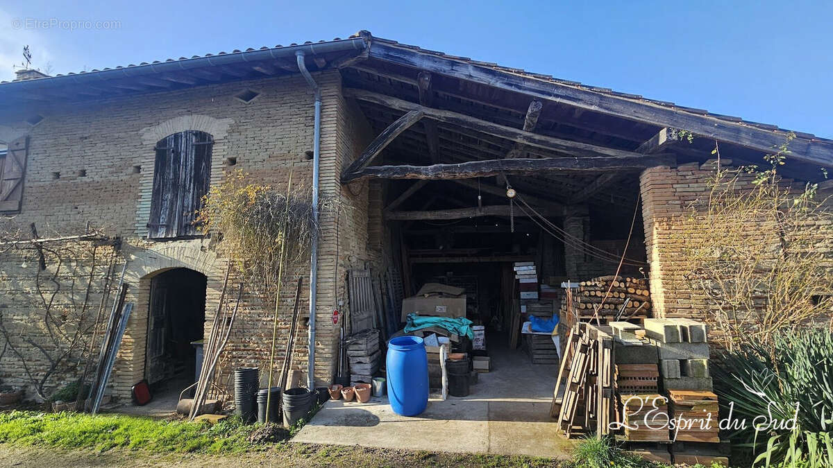 Maison à LISLE-SUR-TARN