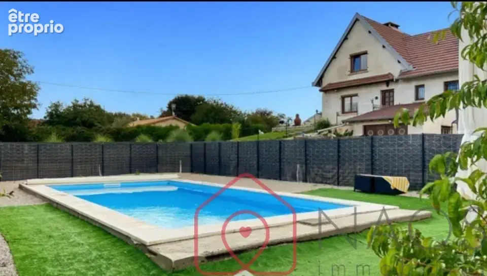 Maison contemporaine de 186 m2 sur un terrain de 2253 m2 avec piscine - photo 2