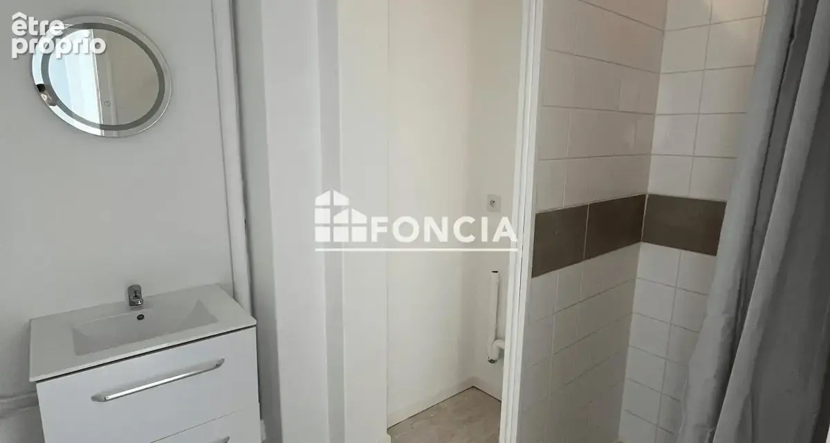 Appartement lumineux avec vue dégagée à proximité immédiate des commodités ! - photo 6