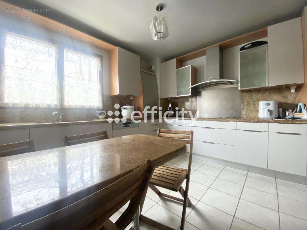 Appartement à SAINT-MANDE