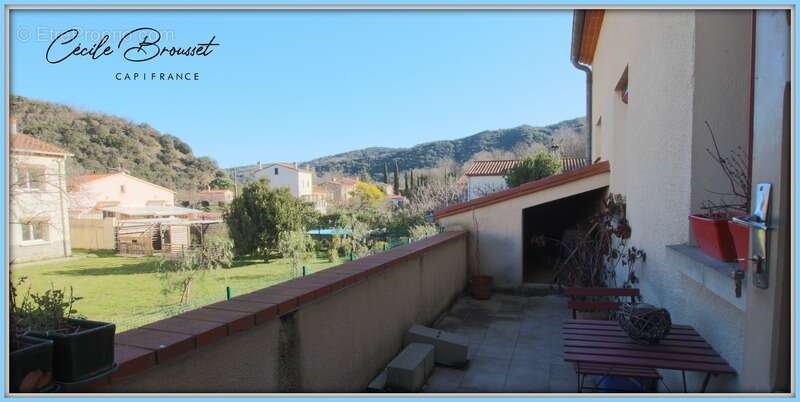 Villa 4 faces à vendre sur 1425 m2 de terrain avec garage et studio indépendant à REYNES (66) - photo 18
