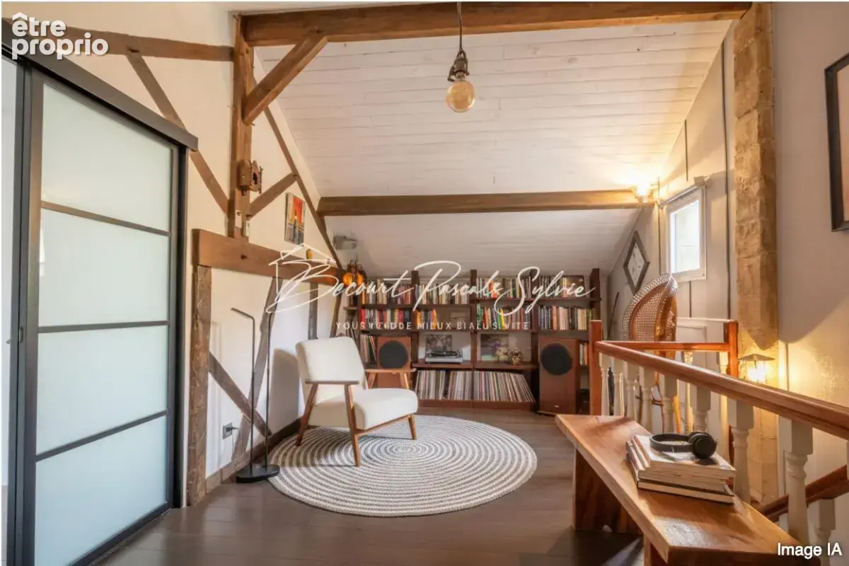 Investissement touristique idéal - Maison rénovée avec étang proche Puy du Fou - photo 9