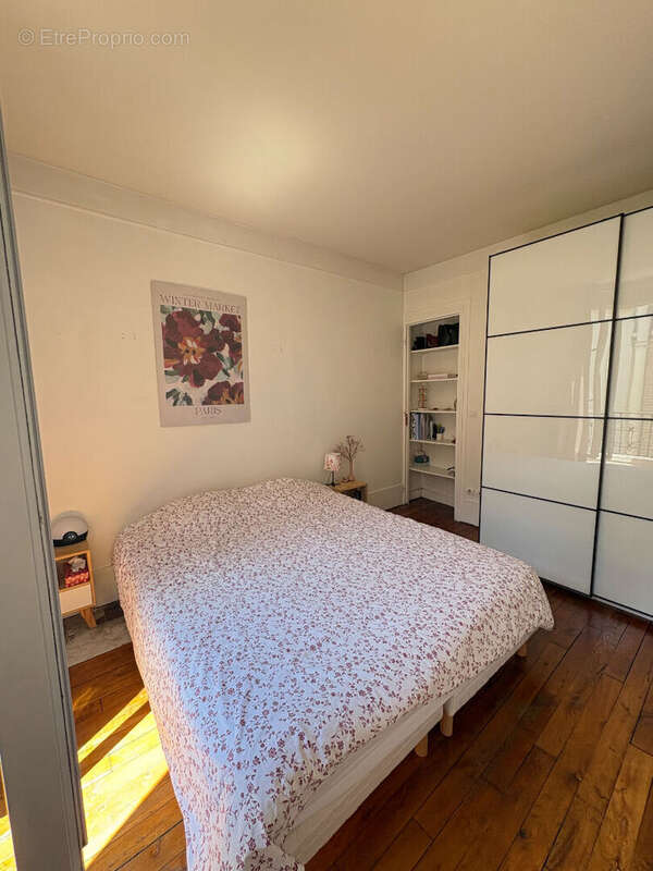 Appartement à PARIS-15E