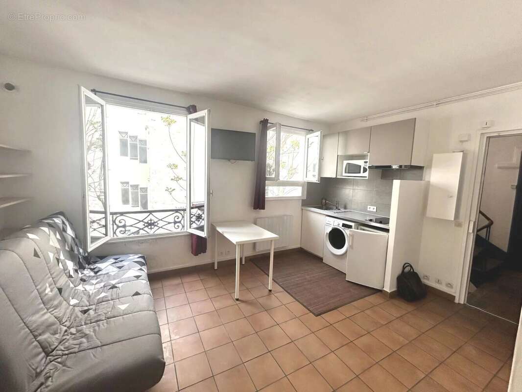 Appartement à PARIS-7E