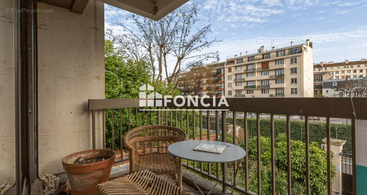 Appartement à BOURG-LA-REINE