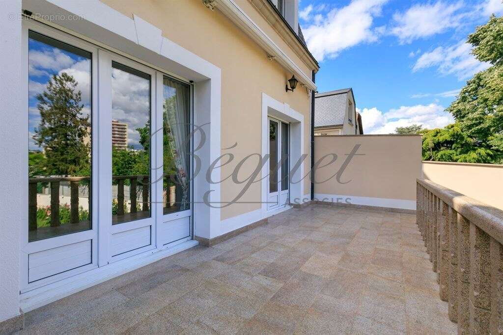 Maison à BOURG-LA-REINE