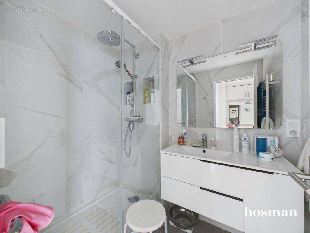 Appartement à PARIS-14E