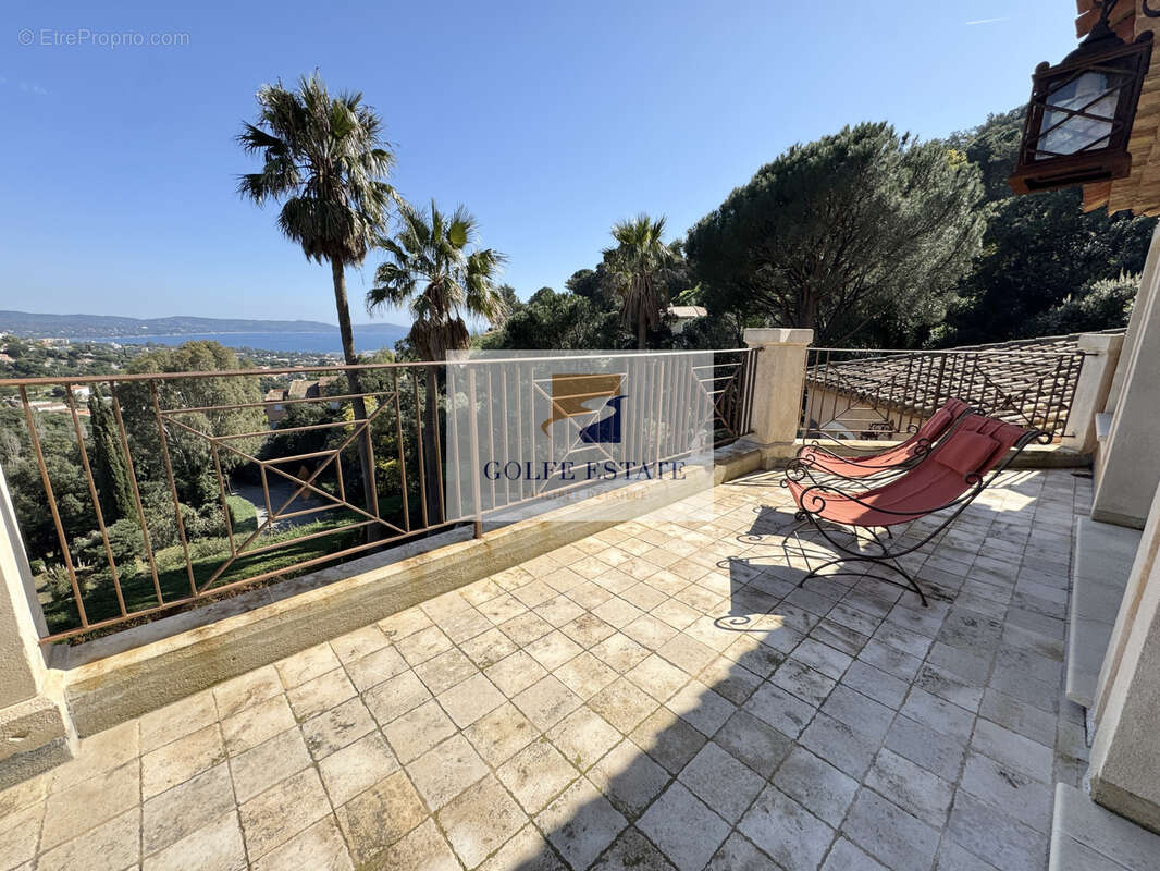 Maison à CAVALAIRE-SUR-MER
