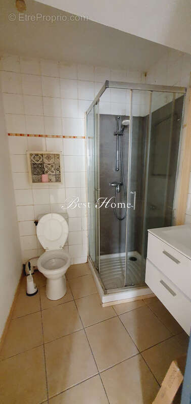 Proche Daudet et Arènes , Appartement de type 2 en rez de chaussé - photo 4