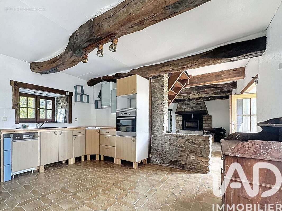 Photo 2 - Maison à SAINT-AVE