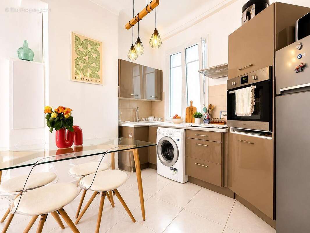   - Appartement à NICE