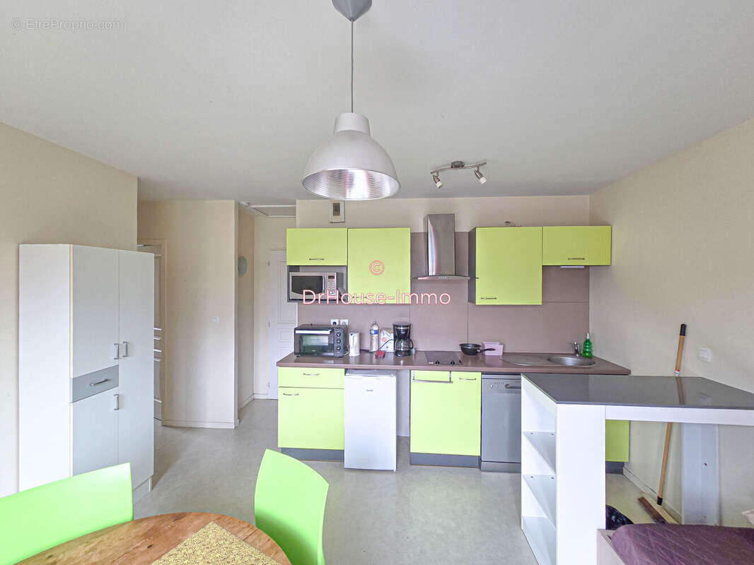 Appartement à CHAVEIGNES