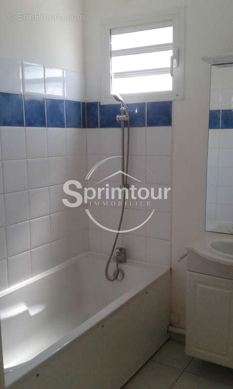 Appartement à BAIE-MAHAULT