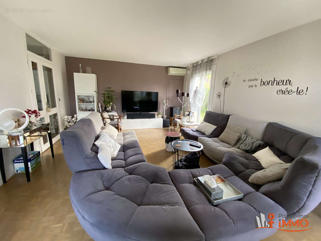 Maison à VILLEFONTAINE