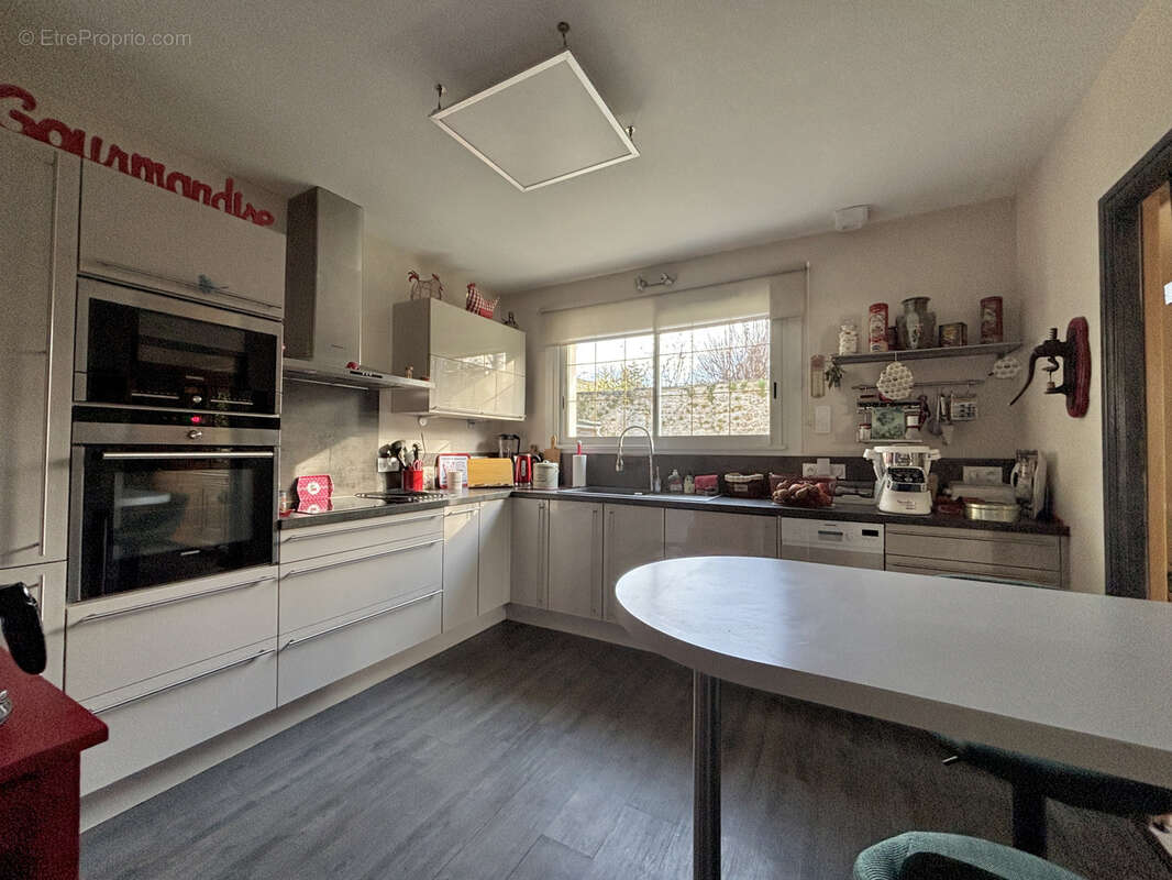 Maison à COLOMBIERS-SUR-SEULLES