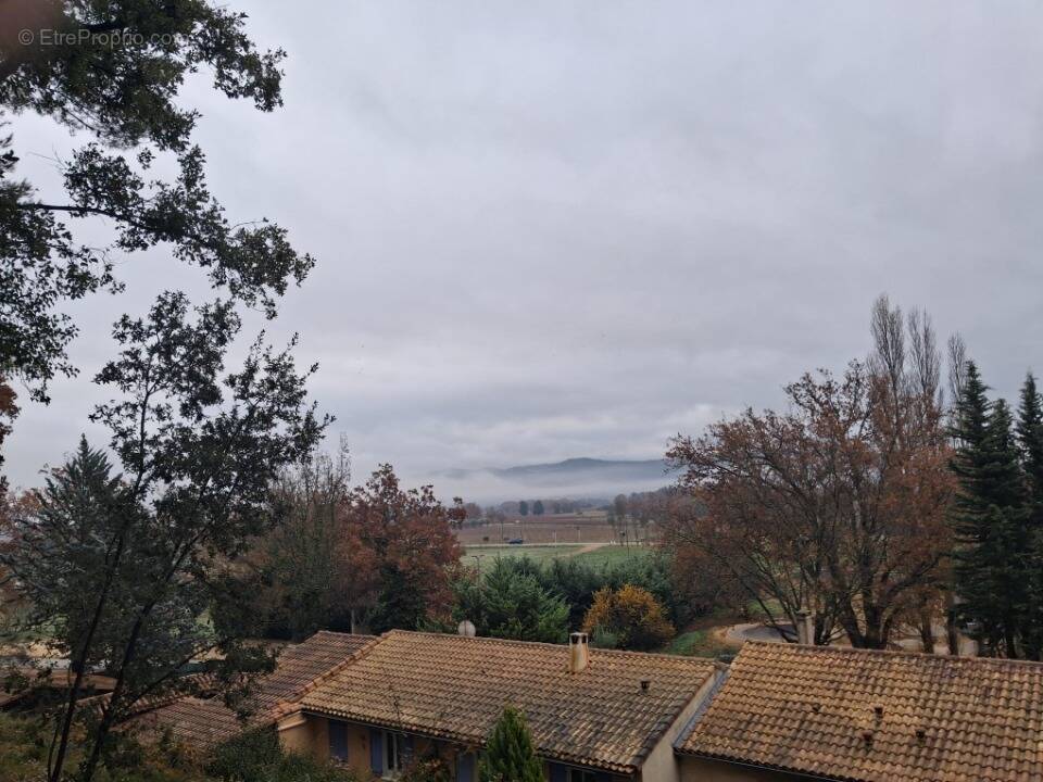 Terrain à LA ROQUEBRUSSANNE