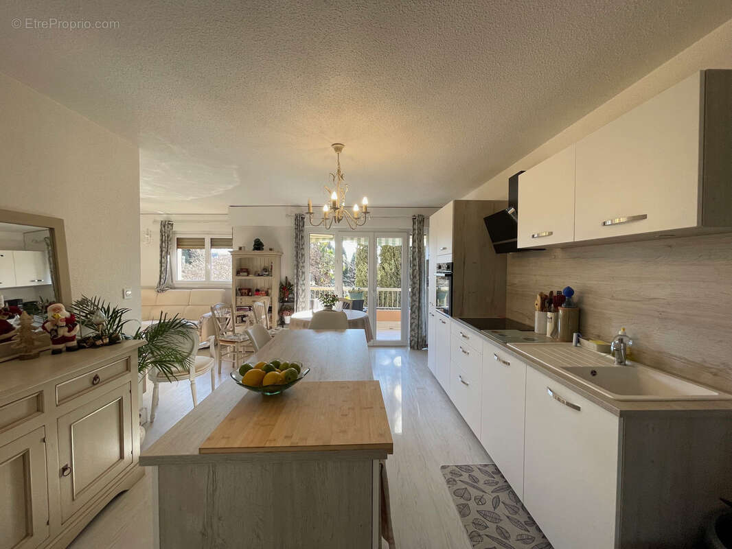 Appartement à FREJUS